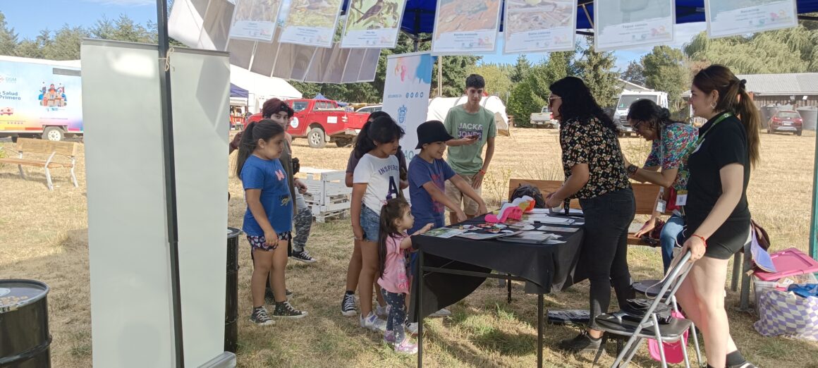 Fundación Kennedy reforzó su labor de conservación de humedales en la la Expo -Loncoche