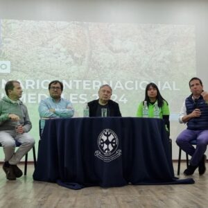 Fundación Kennedy expone sobre el Humedal de Huiscapi en el Seminario Internacional de Humedales de la UFRO